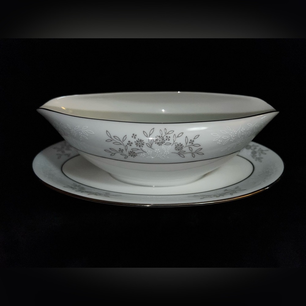 Vintage 1950’s Noritake Blue Ridge flower Serving Oval Serving Gravy Boat&Plate